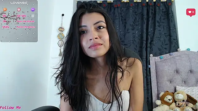 Snapshot of ellajonz chatting on November 7, 2025, 12:15 am ellajonz online show from November 7, 2025, 12:15 am