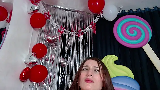 lunaember cs online show from February 15, 2026, 4:24 am