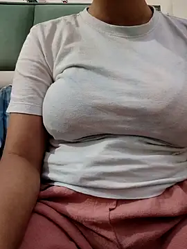 Eliza Thomas online show from May 3, 2026, 5:27 pm