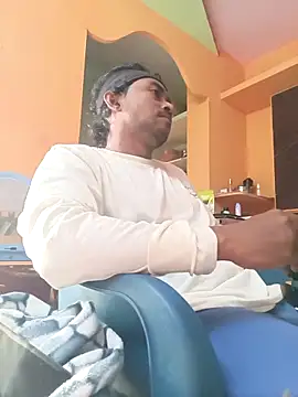 bigcock thick online show from April 30, 2026, 2:07 am
