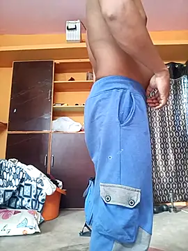bigcock thick online show from May 16, 2026, 1:48 am