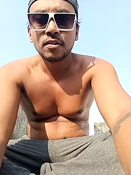 Snapshot of bigcock_thick chatting on November 17, 2025, 3:10 am bigcock thick online show from November 17, 2025, 3:10 am