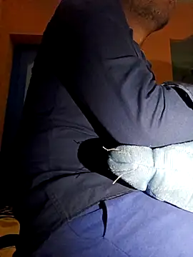 Snapshot of bigcock_thick chatting on October 24, 2025, 3:44 pm bigcock thick online show from October 24, 2025, 3:44 pm