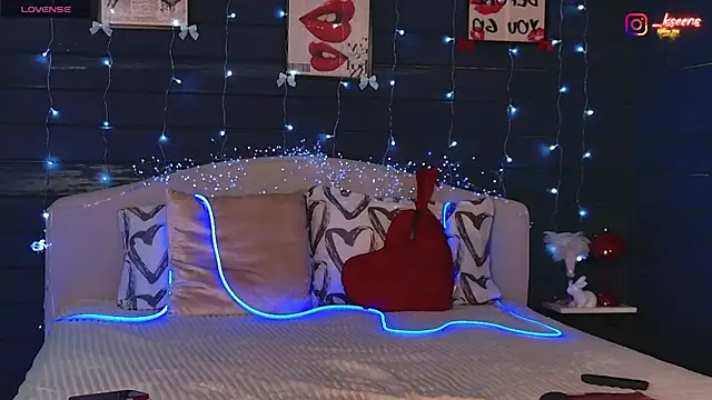 Eseensia online show from February 15, 2026, 2:23 am