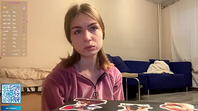 Snapshot of ErlinaBuoy chatting on January 15, 2026, 5:33 am ErlinaBuoy online show from January 15, 2026, 5:33 am