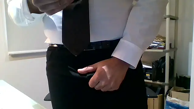 66MA69 online show from December 2, 2025, 3:58 pm