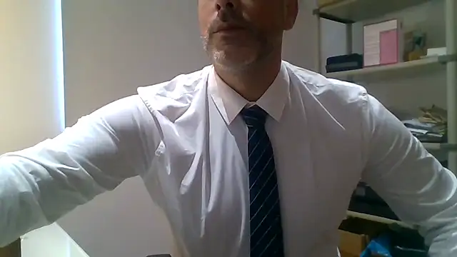 66MA69 online show from February 23, 2026, 9:32 am