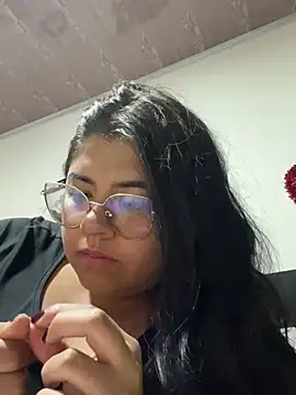 viccky vick online show from March 4, 2025, 2:17 am