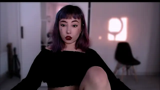 Snapshot of purplewitch chatting on December 20, 2025, 10:40 am purplewitch online show from December 20, 2025, 10:40 am