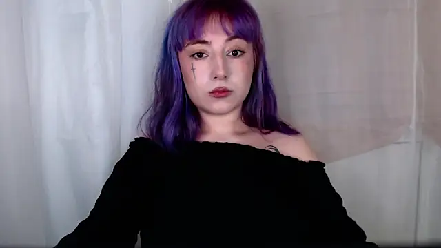 Snapshot of purplewitch chatting on February 5, 2026, 10:05 pm purplewitch online show from February 5, 2026, 10:05 pm