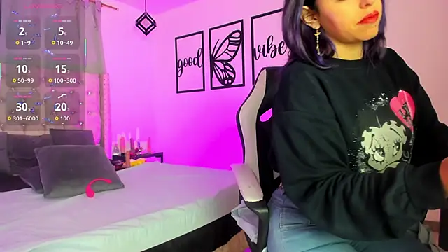 Snapshot of nicolee_millerr chatting on December 1, 2025, 12:28 pm nicolee millerr online show from December 1, 2025, 12:28 pm