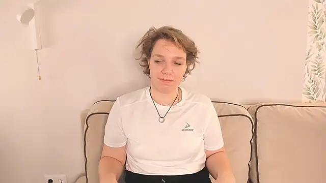 EdaGambee online show from February 5, 2025, 5:31 pm