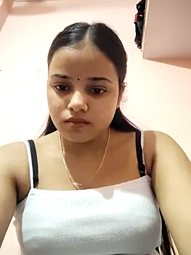 Snapshot of RAYI_123 chatting on April 4, 2026, 5:47 am RAYI 123 online show from April 4, 2026, 5:47 am