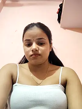 Snapshot of RAYI_123 chatting on April 11, 2026, 5:37 am RAYI 123 online show from April 11, 2026, 5:37 am