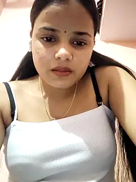 Snapshot of RAYI_123 chatting on April 7, 2026, 7:32 am RAYI 123 online show from April 7, 2026, 7:32 am