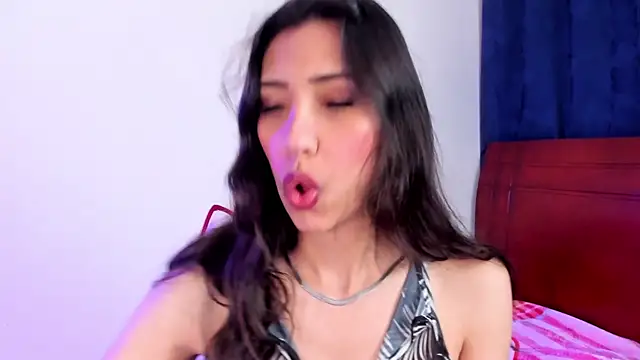 Miss veronicaa2 online show from November 10, 2025, 1:16 pm