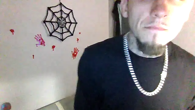 cruz815 online show from October 28, 2025, 9:58 pm