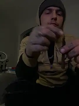 cruz815 online show from March 15, 2026, 1:23 am