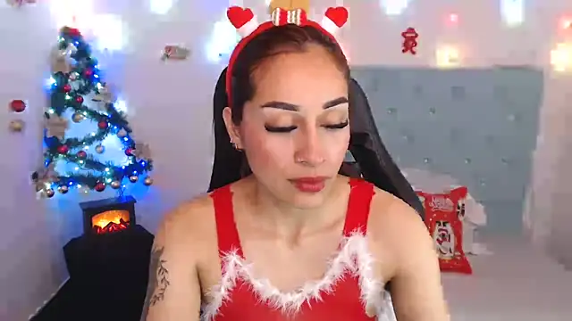 Snapshot of Marce0 chatting on December 4, 2025, 3:05 am Marce0 online show from December 4, 2025, 3:05 am