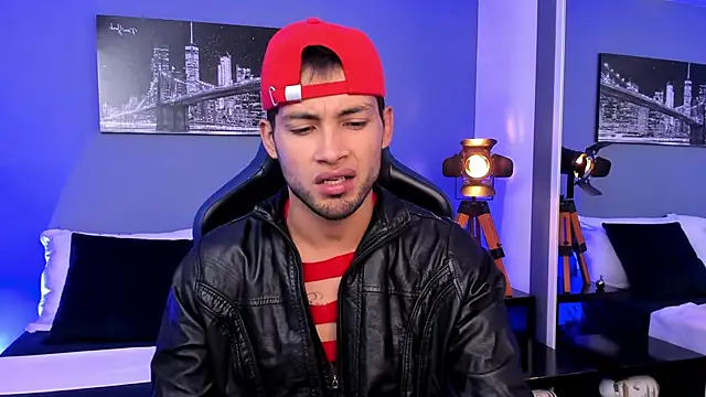 Max Conor1 online show from September 15, 2025, 3:01 pm