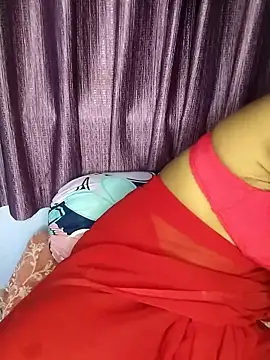 Snapshot of simi_love chatting on October 12, 2025, 1:23 pm simi love online show from October 12, 2025, 1:23 pm