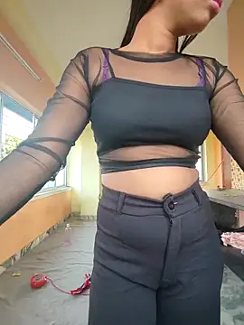 Olivia0879 online show from March 18, 2025, 11:22 am