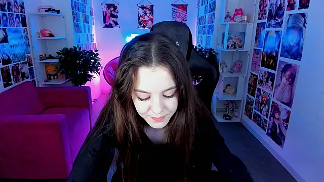 MilaStoyne online show from March 14, 2025, 8:53 am