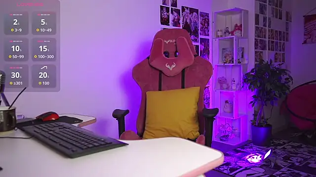 MilaStoyne online show from September 12, 2025, 6:24 am