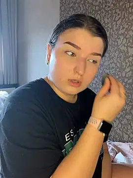 Jenny Smit online show from March 4, 2026, 5:04 am