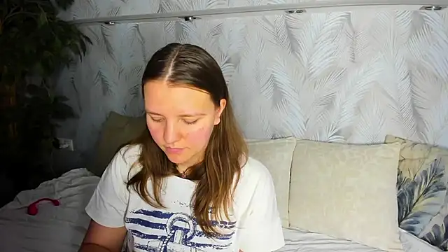 Snapshot of Jenny_Jimmy chatting on June 6, 2026, 9:25 am Jenny Jimmy online show from June 6, 2026, 9:25 am