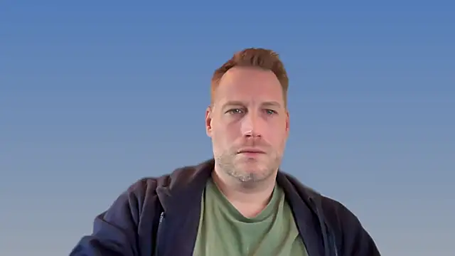 Snapshot of Christian87xxx chatting on January 31, 2025, 9:16 am Christian87xxx online show from January 31, 2025, 9:16 am