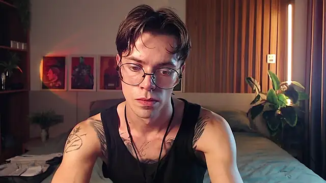 William Henry  online show from April 4, 2026, 2:34 pm