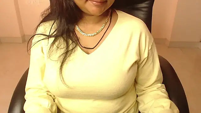 Snapshot of Kannu- chatting on February 16, 2026, 5:28 am Kannu- online show from February 16, 2026, 5:28 am