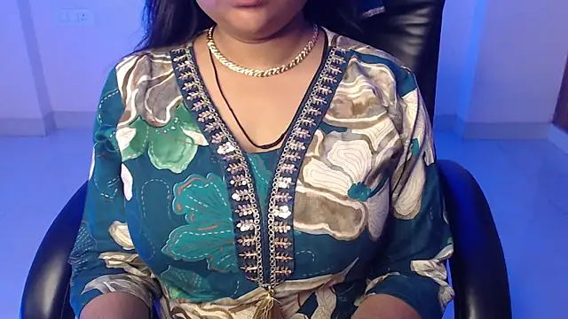 Snapshot of Kannu- chatting on February 24, 2026, 5:19 am Kannu- online show from February 24, 2026, 5:19 am