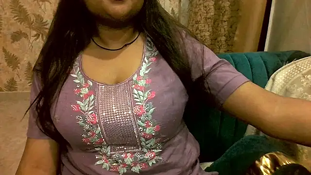 Snapshot of Kannu- chatting on May 14, 2026, 4:15 pm Kannu- online show from May 14, 2026, 4:15 pm