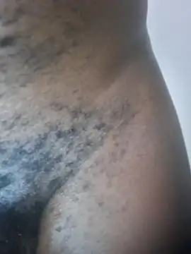 Snapshot of Mad1a chatting on October 13, 2025, 6:20 pm Mad1a online show from October 13, 2025, 6:20 pm