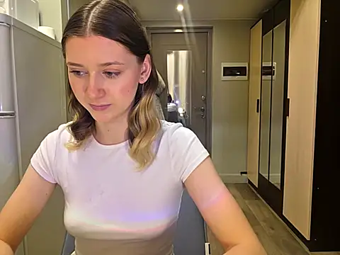 jackp0t   online show from February 5, 2026, 1:29 pm