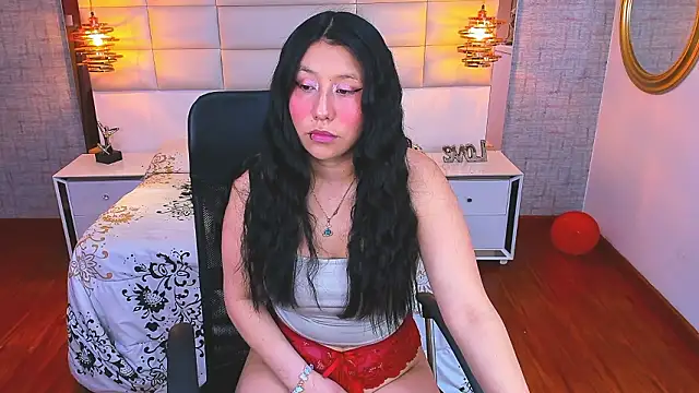 Snapshot of Nohemi_louse chatting on March 6, 2026, 6:14 pm Nohemi louse online show from March 6, 2026, 6:14 pm