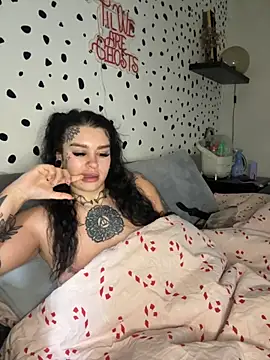 Snapshot of tempzzz12 chatting on November 22, 2025, 11:09 am tempzzz12 online show from November 22, 2025, 11:09 am