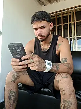 Snapshot of Niick01_ chatting on October 25, 2025, 5:35 pm Niick01 online show from October 25, 2025, 5:35 pm