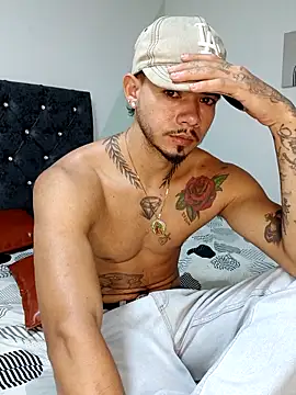 Snapshot of Niick01_ chatting on October 29, 2025, 3:38 am Niick01 online show from October 29, 2025, 3:38 am