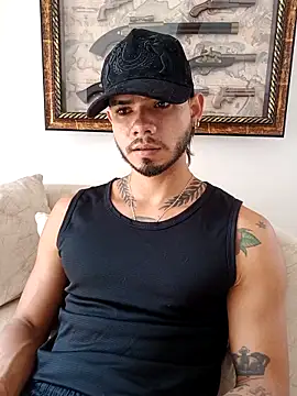 Snapshot of Niick01_ chatting on May 9, 2026, 7:28 pm Niick01 online show from May 9, 2026, 7:28 pm