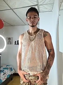 Snapshot of Niick01_ chatting on November 13, 2025, 4:22 pm Niick01 online show from November 13, 2025, 4:22 pm