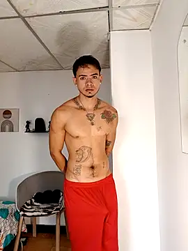 Snapshot of Niick01_ chatting on November 18, 2025, 5:49 pm Niick01 online show from November 18, 2025, 5:49 pm