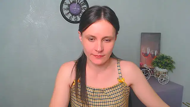 Snapshot of ValeriaHeart_ chatting on February 23, 2025, 4:35 pm ValeriaHeart online show from February 23, 2025, 4:35 pm