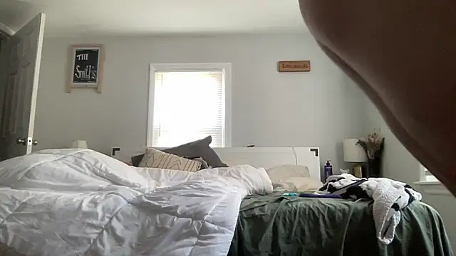 Snapshot of buckincowboy chatting on November 12, 2025, 4:44 pm buckincowboy online show from November 12, 2025, 4:44 pm