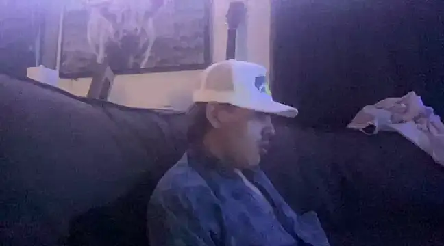 Snapshot of buckincowboy chatting on March 19, 2025, 12:26 am buckincowboy online show from March 19, 2025, 12:26 am