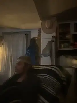 Snapshot of buckincowboy chatting on February 11, 2025, 9:35 pm buckincowboy online show from February 11, 2025, 9:35 pm