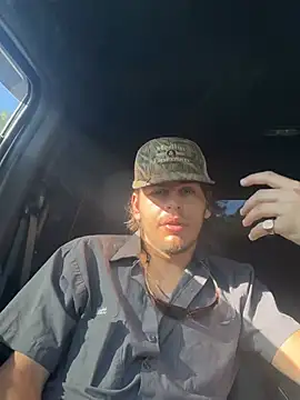 Snapshot of buckincowboy chatting on February 7, 2025, 3:41 pm buckincowboy online show from February 7, 2025, 3:41 pm