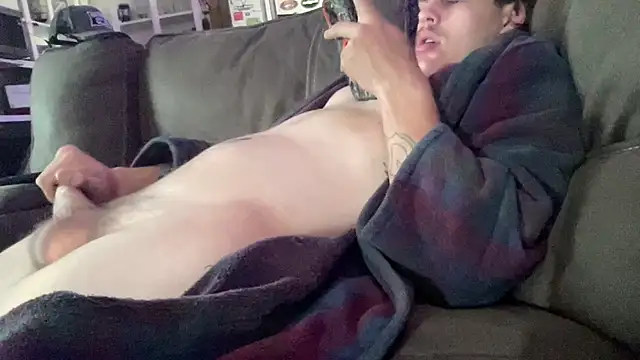 Snapshot of buckincowboy chatting on March 3, 2025, 4:47 pm buckincowboy online show from March 3, 2025, 4:47 pm